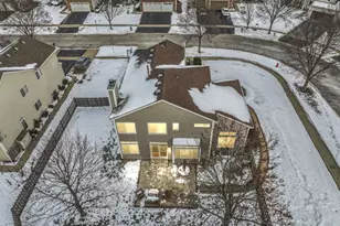 1108 Heavens Gate Dr, Lake in the Hills, IL 60156 - Photo 36