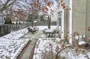 1108 Heavens Gate Dr, Lake in the Hills, IL 60156 - Photo 38