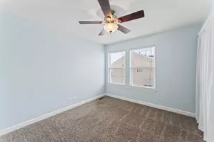 1108 Heavens Gate Dr, Lake in the Hills, IL 60156 - Photo 28