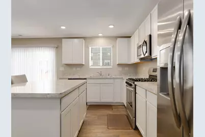 3732 Flynn Street, McHenry, IL 60050 - Photo 6