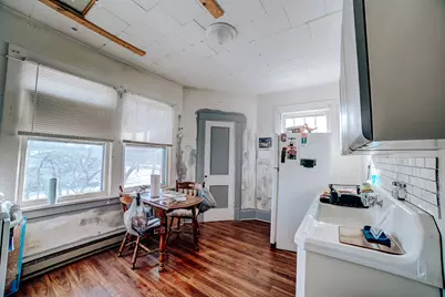 215 S 3rd Street, Watseka, IL 60970 - Photo 14