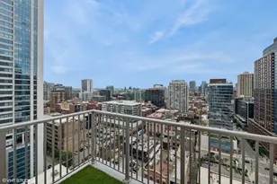 200 W Grand Ave, Chicago, IL 60654 - Photo 18