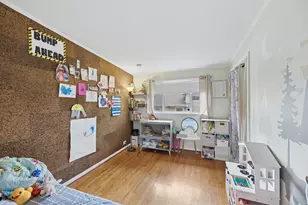 356 Winnebago St, Park Forest, IL 60466 - Photo 8