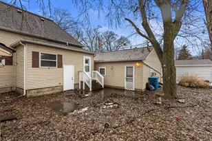 431 S Independence St, Monticello, IL 61856 - Photo 32