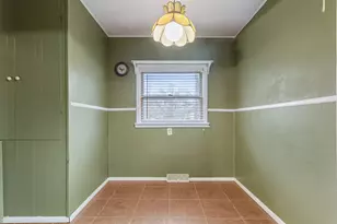 431 S Independence St, Monticello, IL 61856 - Photo 14