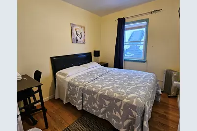 1656 W Hollywood Avenue, Chicago, IL 60660 - Photo 12