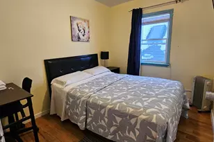 1656 W Hollywood Ave, Chicago, IL 60660 - Photo 12