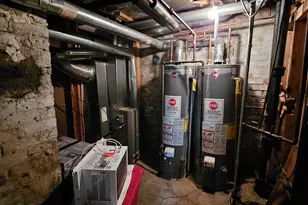 1656 W Hollywood Ave, Chicago, IL 60660 - Photo 14