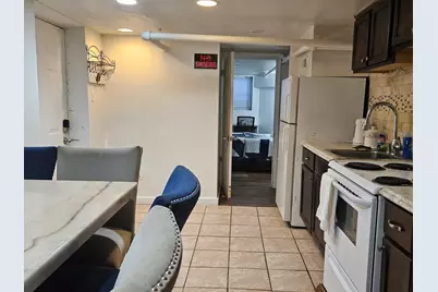 1656 W Hollywood Avenue, Chicago, IL 60660 - Photo 16