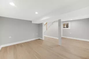 4721 W Warwick Ave, Chicago, IL 60641 - Photo 36