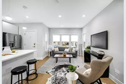 4721 W Warwick Avenue, Chicago, IL 60641 - Photo 4