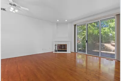 519 Woodcrest Drive, Mundelein, IL 60060 - Photo 6