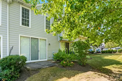 519 Woodcrest Drive, Mundelein, IL 60060 - Photo 18