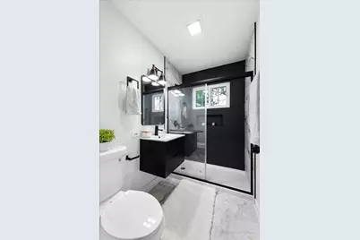 600 N Iowa Avenue, Villa Park, IL 60181 - Photo 8