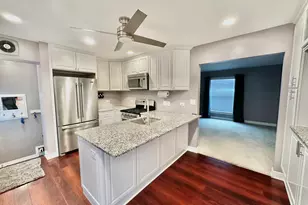 1636 Manchester Ave, Westchester, IL 60154 - Photo 4