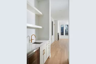 [Address not provided], Chicago, IL 60618 - Photo 16