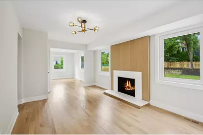 303 Cedarbrook Road, Naperville, IL 60565 - Photo 6