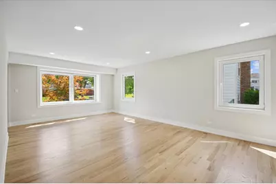 303 Cedarbrook Road, Naperville, IL 60565 - Photo 4