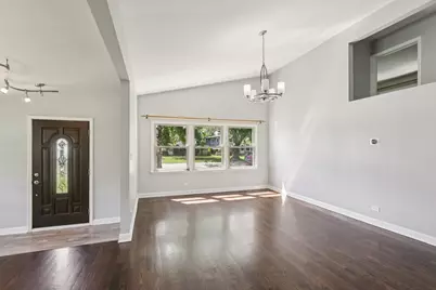 195 7th Street, Wheeling, IL 60090 - Photo 12