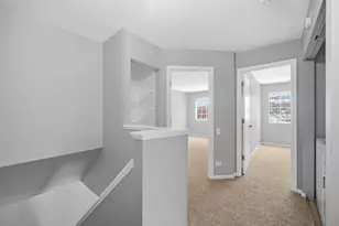 1372 Normantown Rd, Naperville, IL 60564 - Photo 8