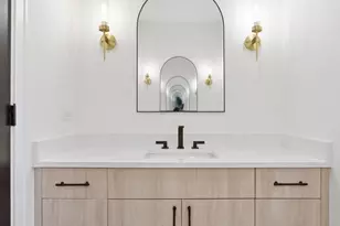 1100 Lois Ave, Park Ridge, IL 60068 - Photo 34