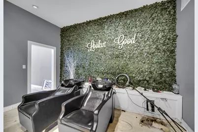 8546 S Stony Island Avenue, Chicago, IL 60617 - Photo 10