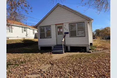 227 Avenue D, Rock Falls, IL 61071 - Photo 1