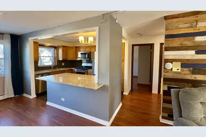 [Address not provided], Elmhurst, IL 60126 - Photo 6