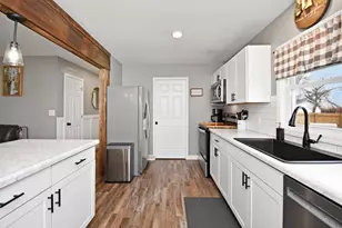 401 S Clinton St, Mclean, IL 61754 - Photo 24