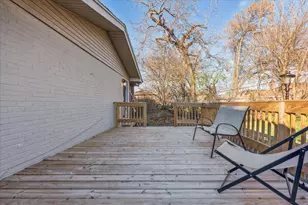 14633 Parkside Dr, Dolton, IL 60419 - Photo 20
