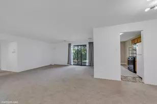 918 E Kings Rd, Palatine, IL 60074 - Photo 4