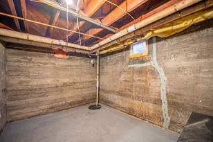 2127 Jackson St, Rockford, IL 61107 - Photo 28