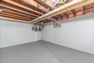 2127 Jackson St, Rockford, IL 61107 - Photo 26