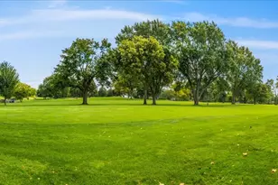 301 Country Club Pl, Geneva, IL 60134 - Photo 30