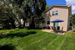 6796 Redwing Dr, Woodridge, IL 60517 - Photo 26
