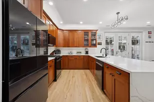 3746 N Fremont St, Chicago, IL 60613 - Photo 8