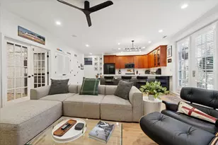 3746 N Fremont St, Chicago, IL 60613 - Photo 6