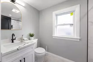 458 W 127th St, Chicago, IL 60628 - Photo 36