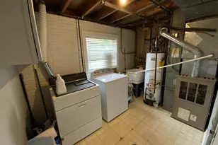 665 Thornwood Dr, Buffalo Grove, IL 60089 - Photo 26