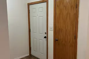 811 N Randall Rd, Aurora, IL 60506 - Photo 6