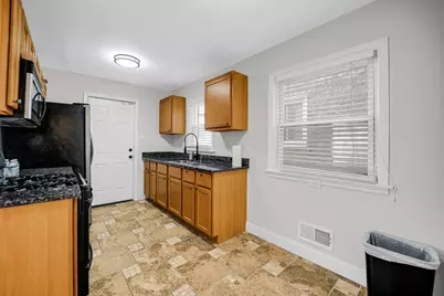 8458 S Vernon Avenue, Chicago, IL 60619 - Photo 10