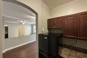 661 W Sheridan Rd, Chicago, IL 60613 - Photo 6