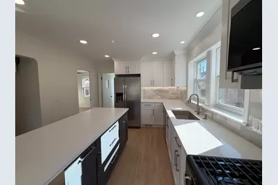 5745 S Sayre Avenue, Chicago, IL 60638 - Photo 8