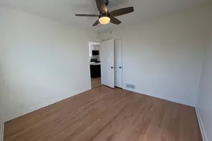 5745 S Sayre Ave, Chicago, IL 60638 - Photo 16