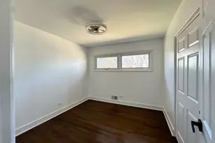 909 S Emerson St, Mount Prospect, IL 60056 - Photo 22