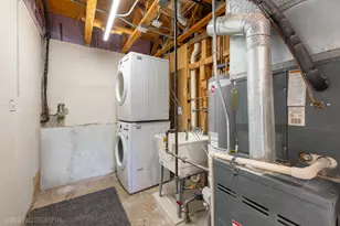 305 E Country Dr, Bartlett, IL 60103 - Photo 24