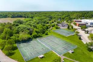 305 E Country Dr, Bartlett, IL 60103 - Photo 28