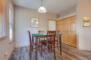 912 Highgate Ln, Grayslake, IL 60030 - Photo 12