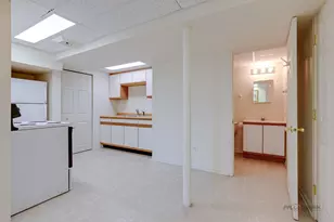 912 Highgate Ln, Grayslake, IL 60030 - Photo 20