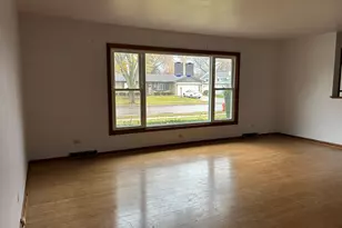 1755 Country Knolls Ln, Elgin, IL 60123 - Photo 6